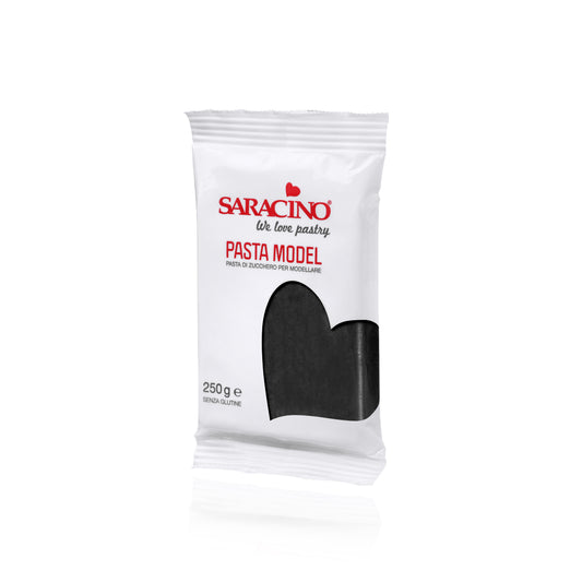 Saracino_Pasta_model_schwarz