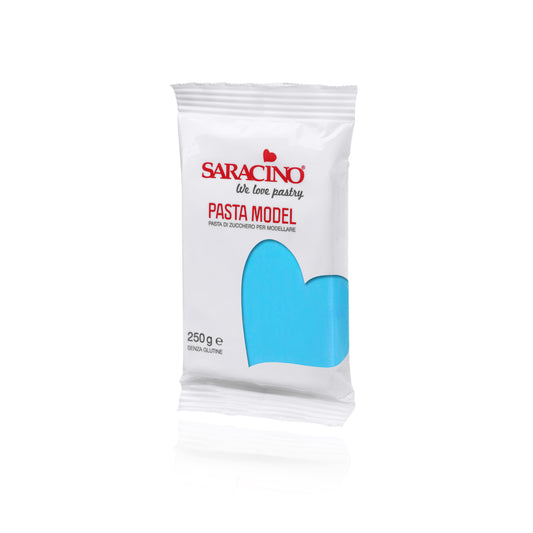 Saracino_pasta_model_hellblau
